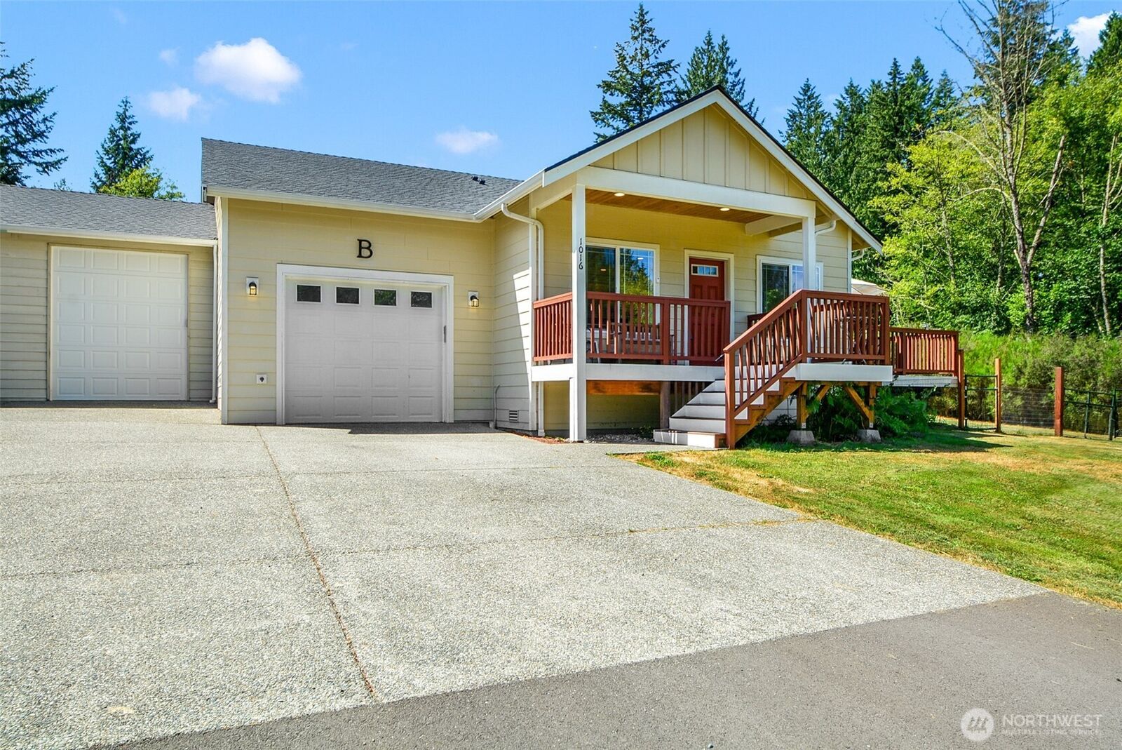Property Photo:  1016  288th Street NW B  WA 98223 
