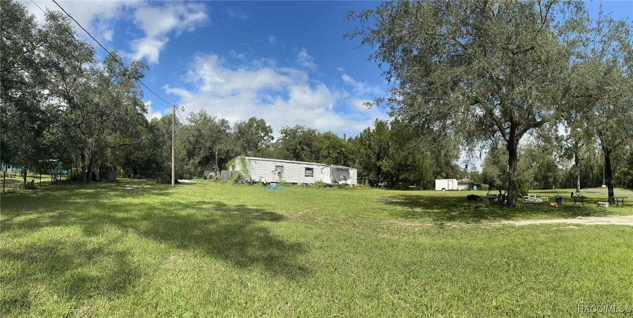 Property Photo:  16267 Cherokee Road  FL 34601 