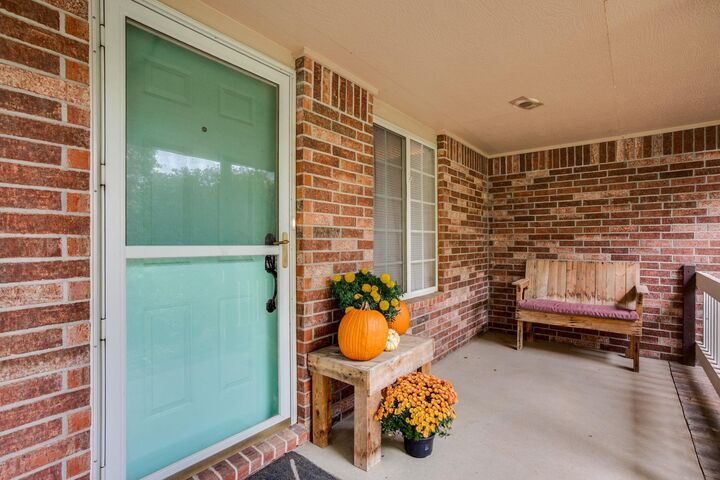 Property Photo: 11310 W Carr Ct KS 67209-4258
