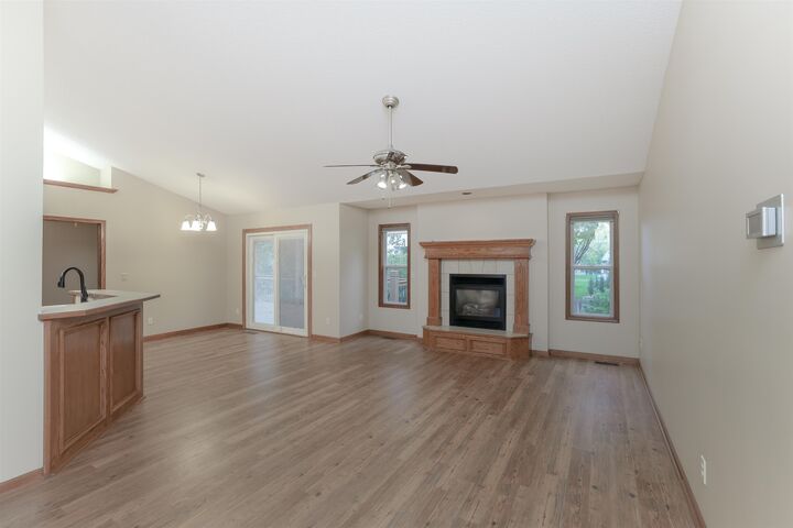Property Photo: 8618 W Oak Ridge Cir KS 67205