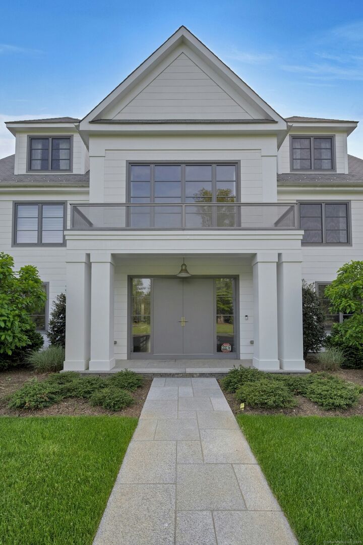 Property Photo:  30 Meadowcroft Lane  CT 06830 