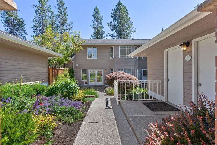 731 E Inverness Ln  Spokane WA 99223 photo