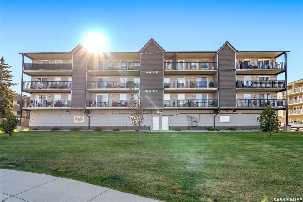 Property Photo: 2761 Woodbridge Drive 208 SK S6V 3Z9