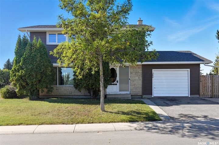 266 Assiniboine Drive  Saskatoon SK S7K 4A2 photo