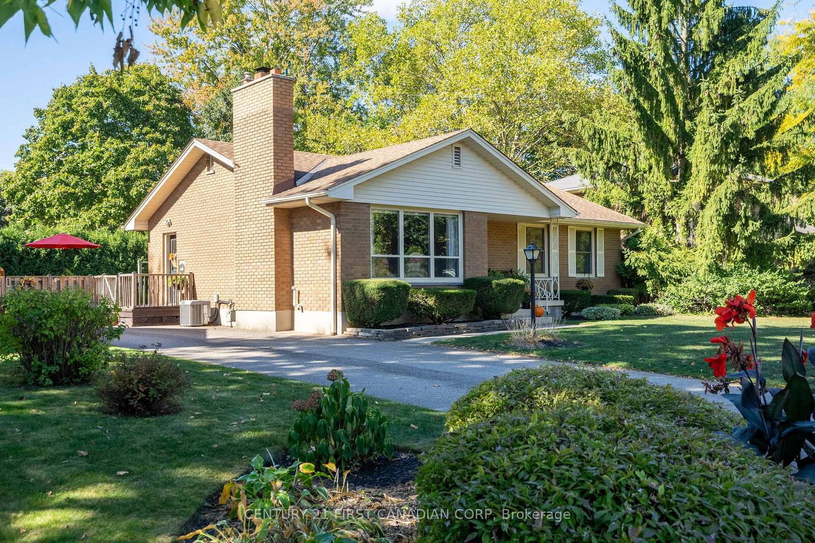 Property Photo: 86 McLeod Crescent ON N5X 1S8