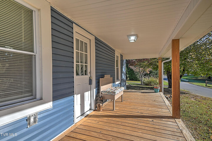 Property Photo: 190 Hilton Hill Road TN 37643