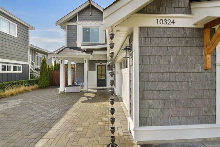 Property Photo: 10324 Tsaykum Rd BC V8L 0A2