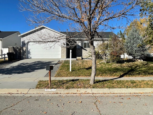 Property Photo:  635 E Wildrose Dr N  UT 84029 