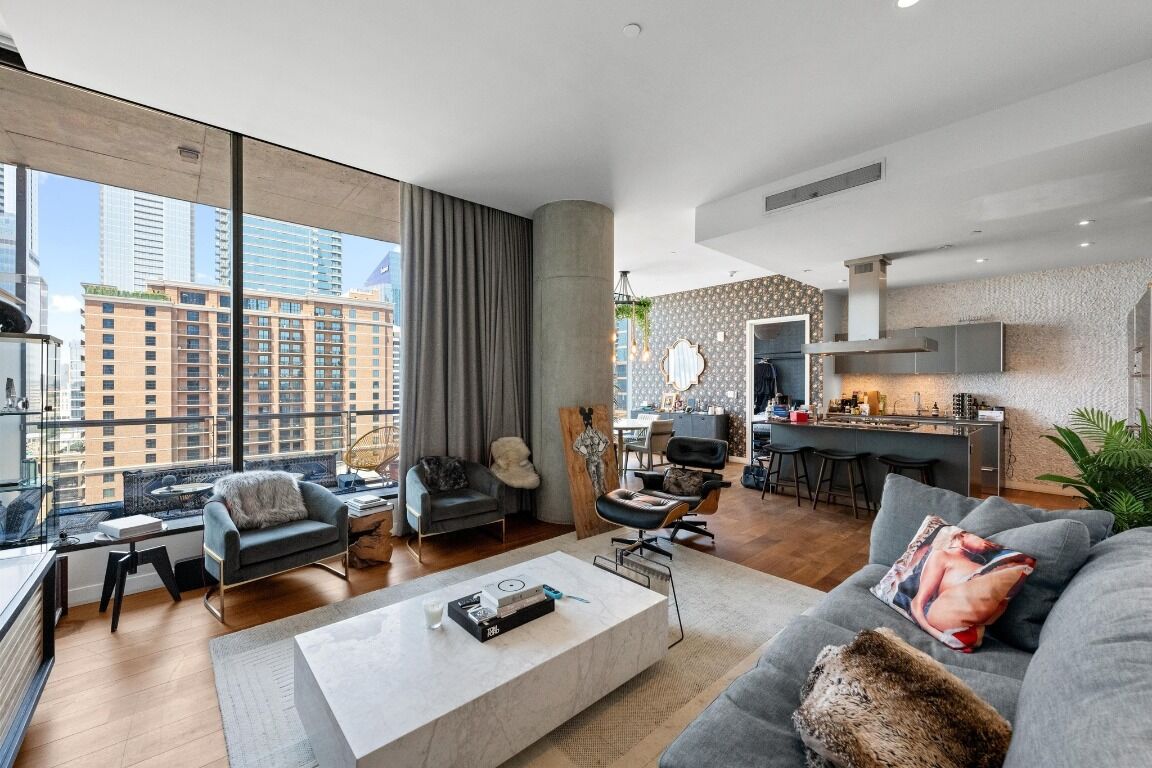 Property Photo: 210 Lavaca Street 1911 TX 78701