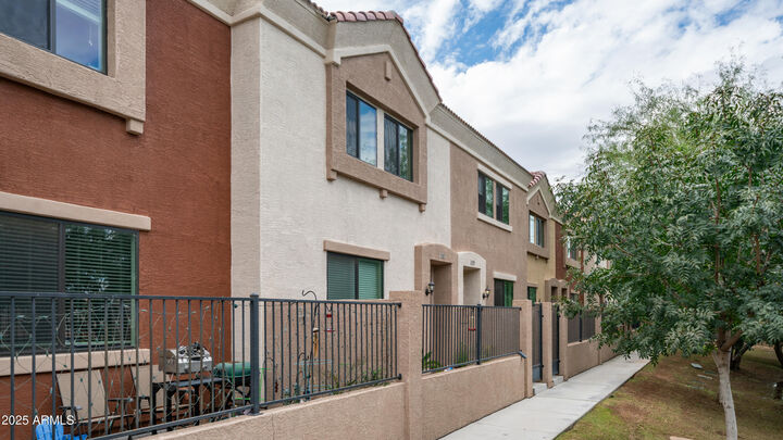 Property Photo:  5225 E Enid Avenue 110  AZ 85206 