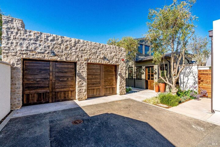 Property Photo:  108 Vintners Court  CA 94559 