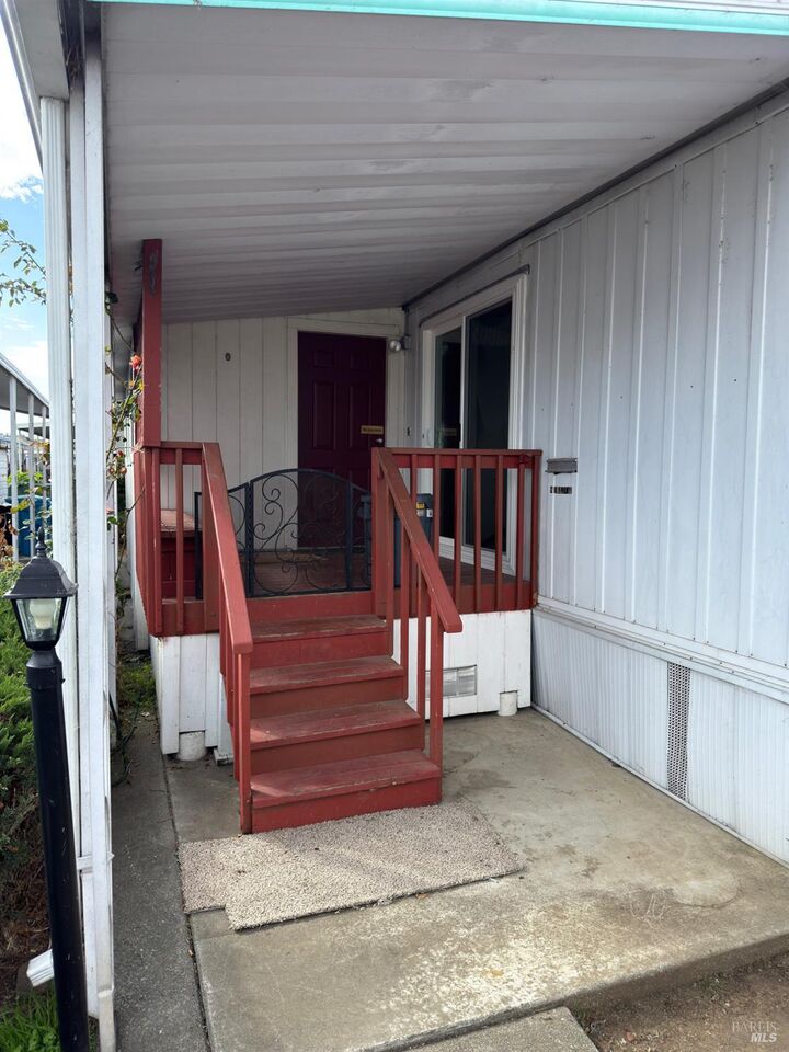 Property Photo: 76 Heliotrope Street CA 94589