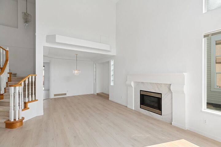 Property Photo: 1239 Thames Close BC V3B 7X9