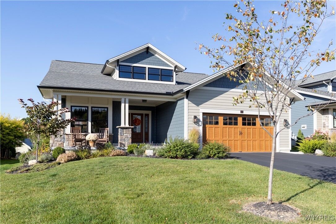 Property Photo:  12 Millstone Drive  NY 14052 