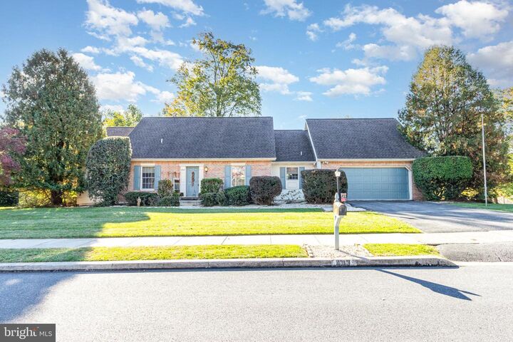 4113 Continental Drive  Harrisburg PA 17112 photo