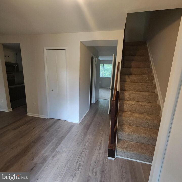 Property Photo: 7051 Knighthood Lane MD 21045