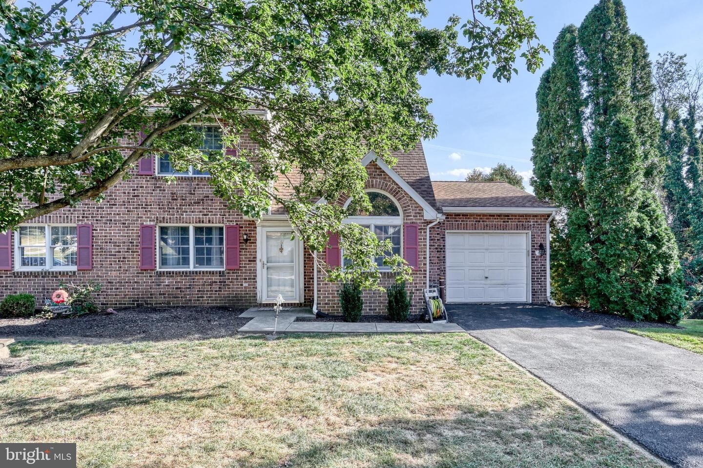 Property Photo: 6 Jean Lo Way 6 PA 17406