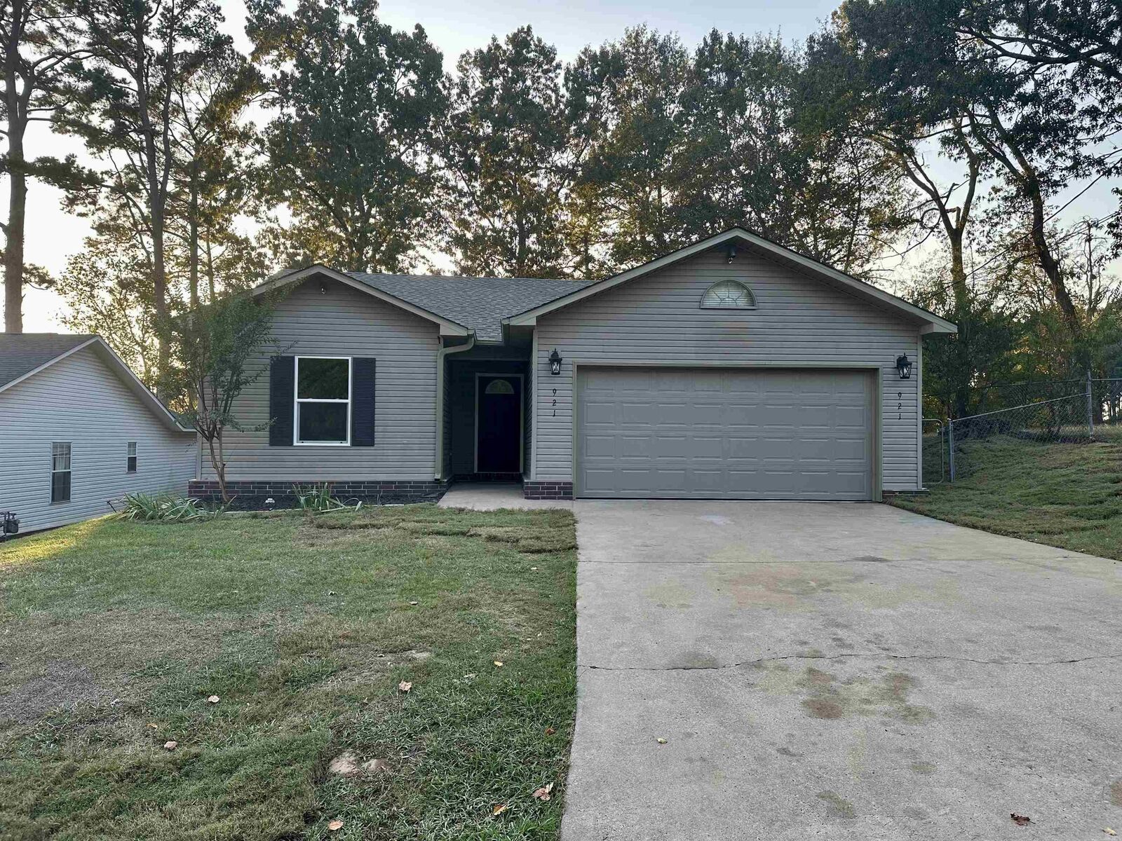 Property Photo:  921 Athens Lane  AR 72015 