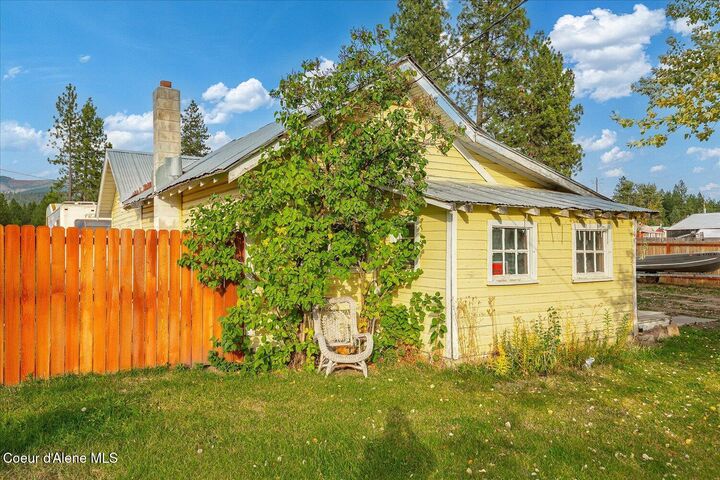 Property Photo: 299 Railroad Ave ID 83804