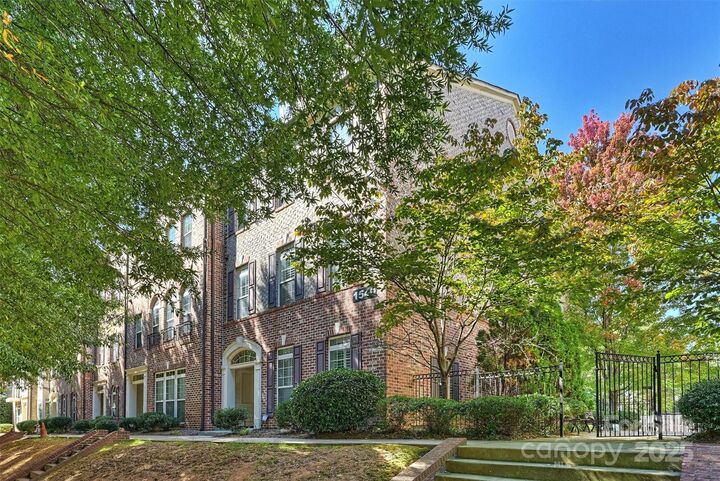 Property Photo:  1540 S Church Street B  NC 28203 