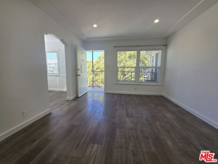 Property Photo: 1805 7th St CA 90401