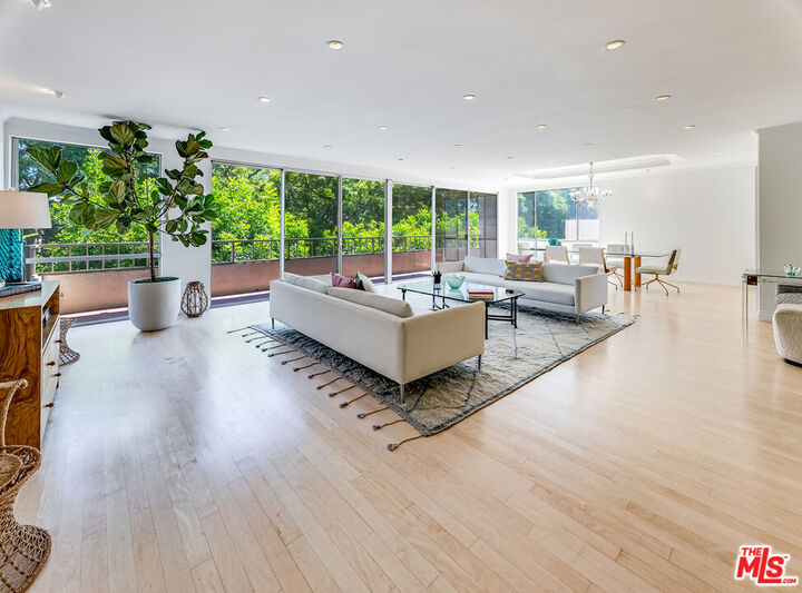 Property Photo: 339 N Palm Dr CA 90210