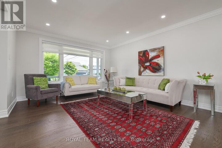 Property Photo: 6 Crioline Road ON M6L 2S3