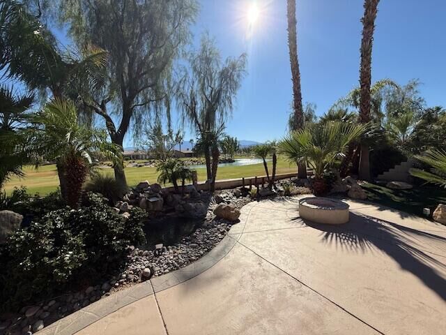 Property Photo: 81083 Avenida Tres Lagunas CA 92203
