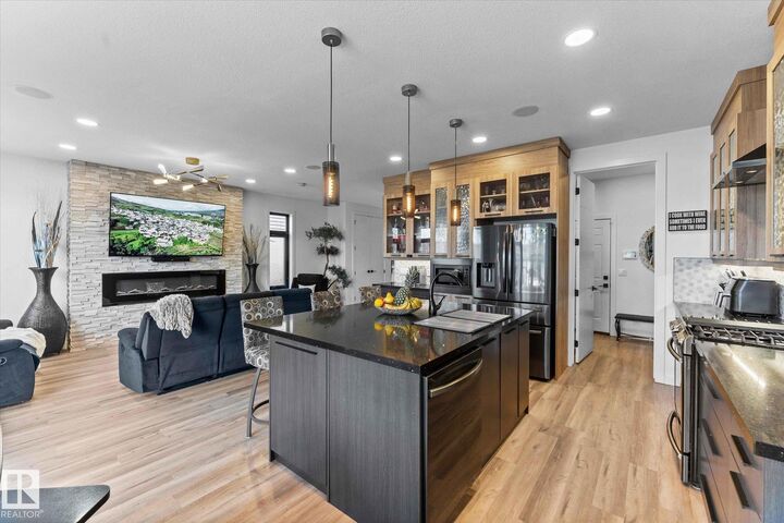 Property Photo:  9 Brunswyck Crescent  AB T7X 0Y9 