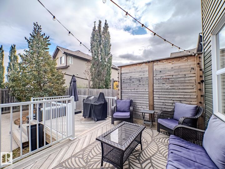 Property Photo: 6212 Sunbrook Lane AB T8H 0J8
