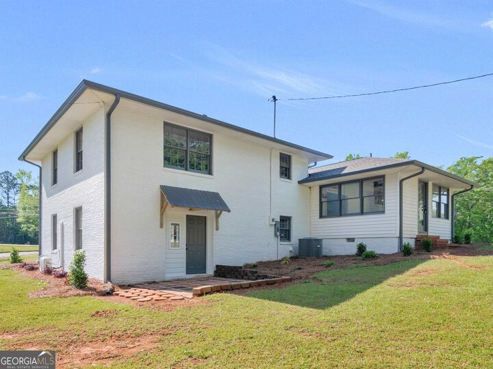 Property Photo:  1100 S Green Street  GA 30286 