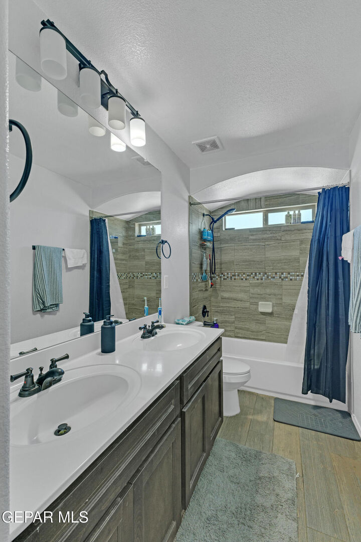 7429 Eagle Vista Drive  El Paso TX 79911 photo