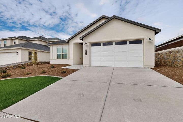 Property Photo:  2241 Sandstone Place  TX 79911 