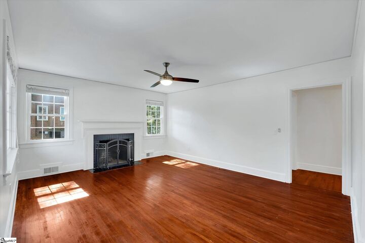 Property Photo: 903 N A Street SC 29640