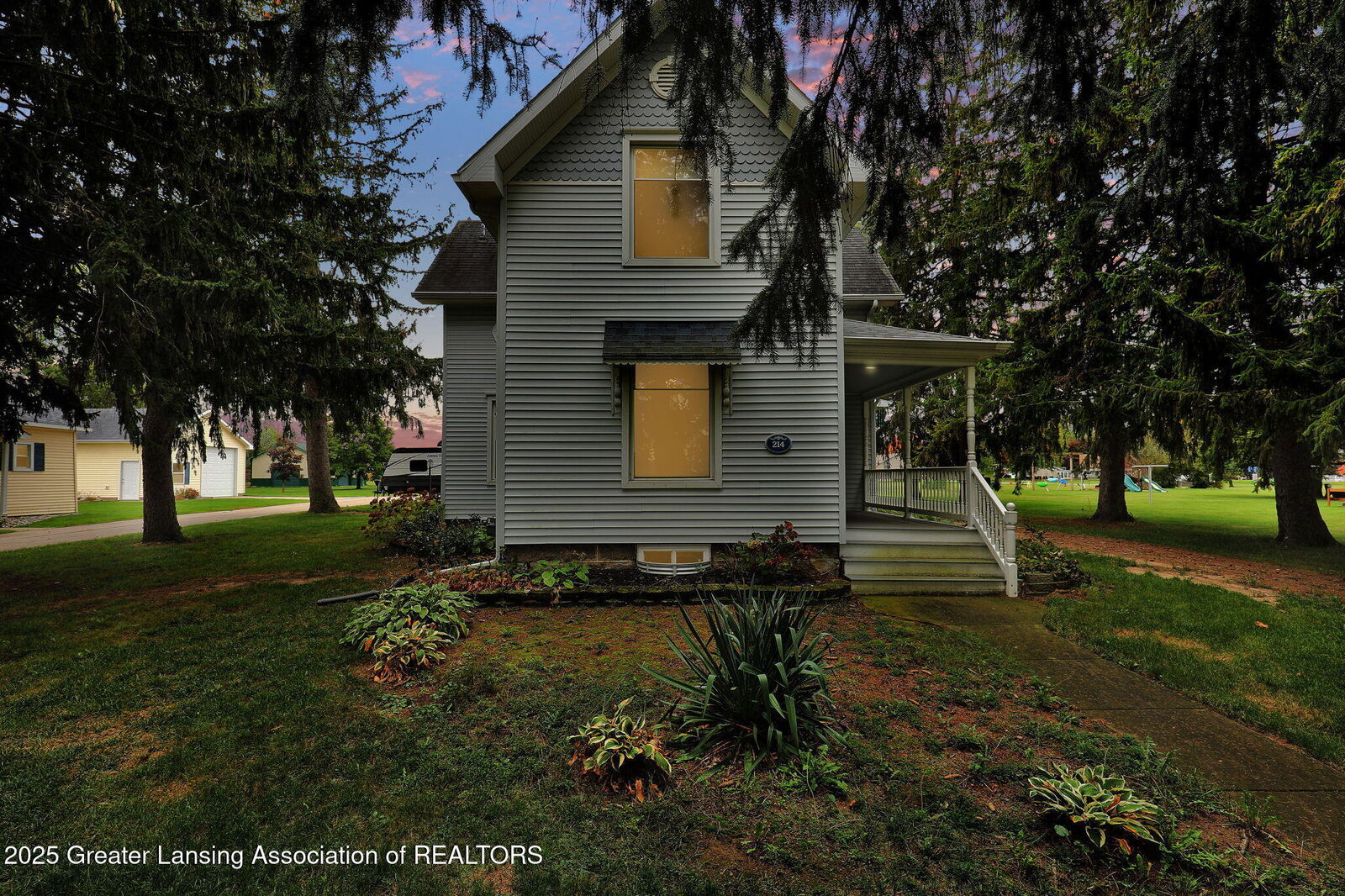 Property Photo: 214 E Main Street MI 48894