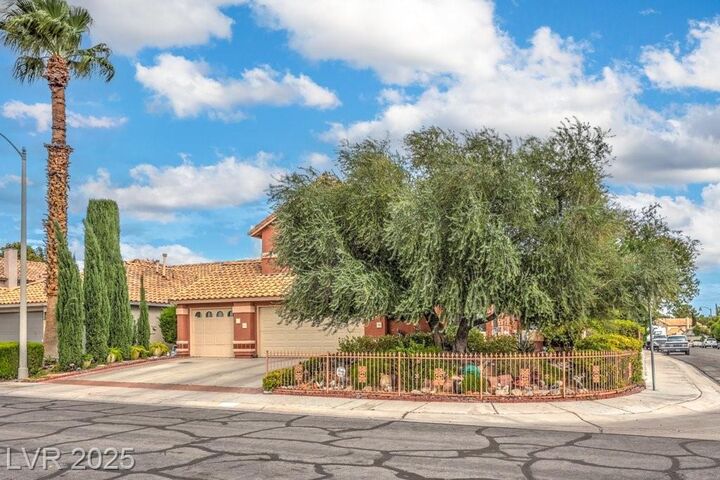 Property Photo: 3144 Pelican Beach Drive NV 89117