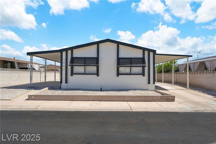 Property Photo: 3062 Comitan Lane NV 89122