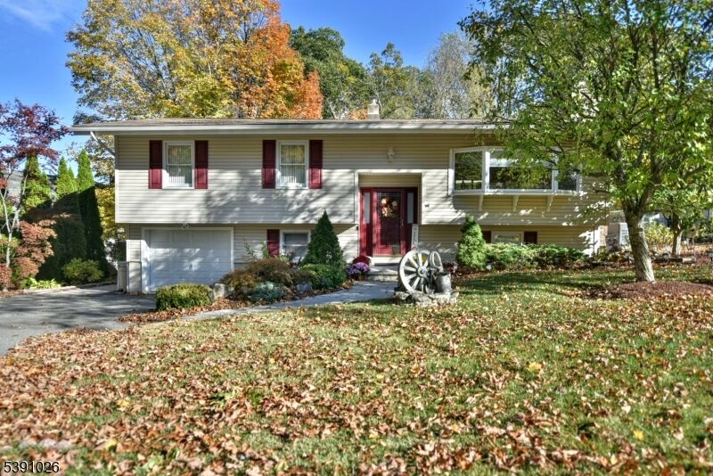 Property Photo:  24 Lozier Ct  NJ 07480