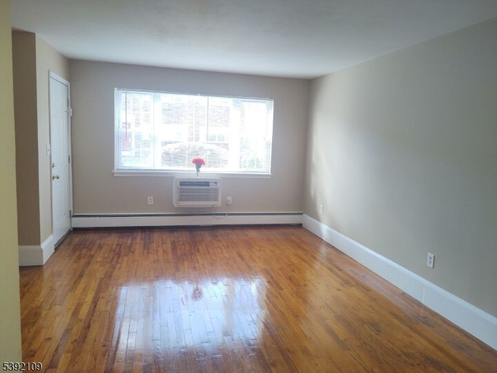 Property Photo:  1273 Valley Rd  NJ 07470 