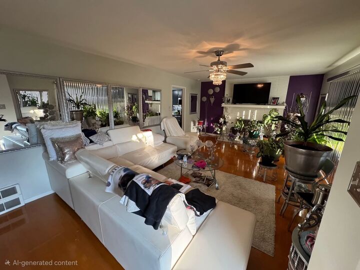 Property Photo:  203 Donna Dr  KY