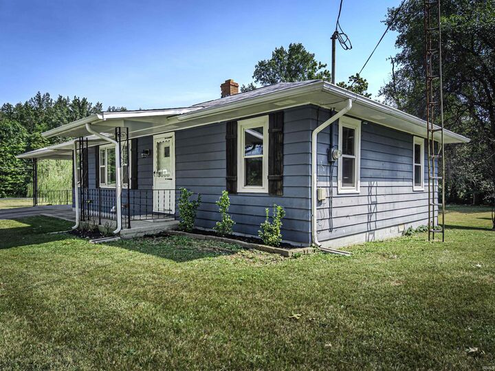 Property Photo:  1283 W Cr 50 S  IN 47567 