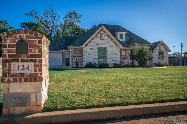 Property Photo:  124 Saddle Brook Circle  TX 75650
