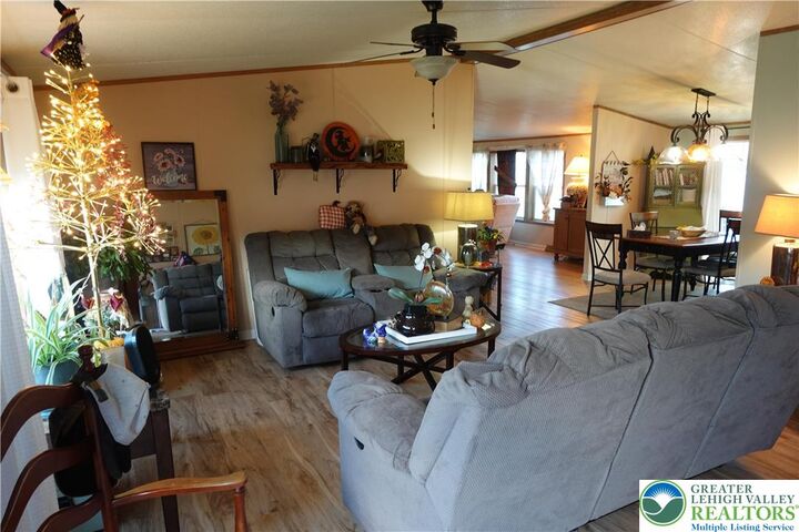 Property Photo: 59 Mansfield Drive PA 18062