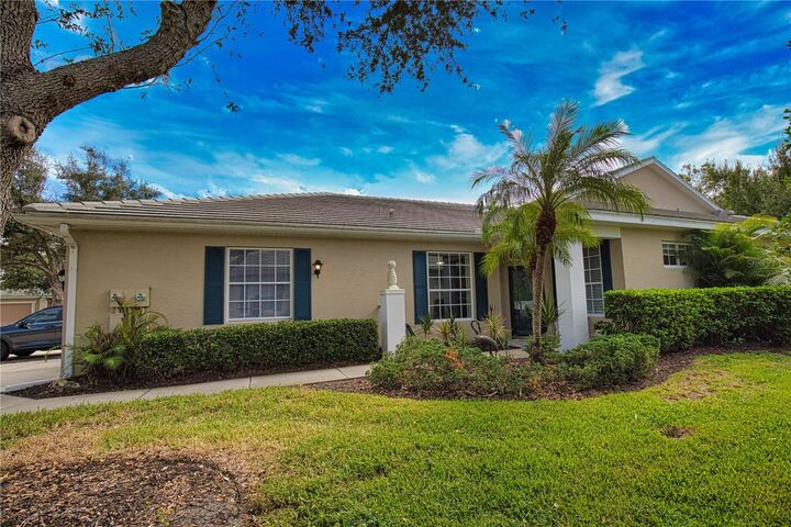 Property Photo: 915 Tartan Drive 29 FL 34293
