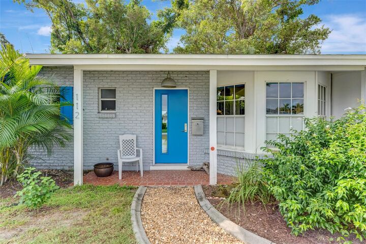 Property Photo: 112 Field Avenue East FL 34285
