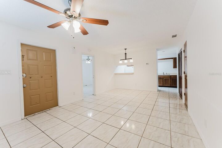 Property Photo: 508 Cottonwood Drive FL 32714