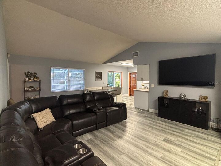 Property Photo: 3334 Fox Ridge Drive FL 33884
