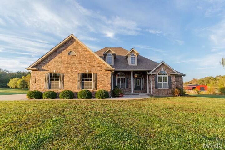 Property Photo:  22805 Green Hills Road  MO 65536