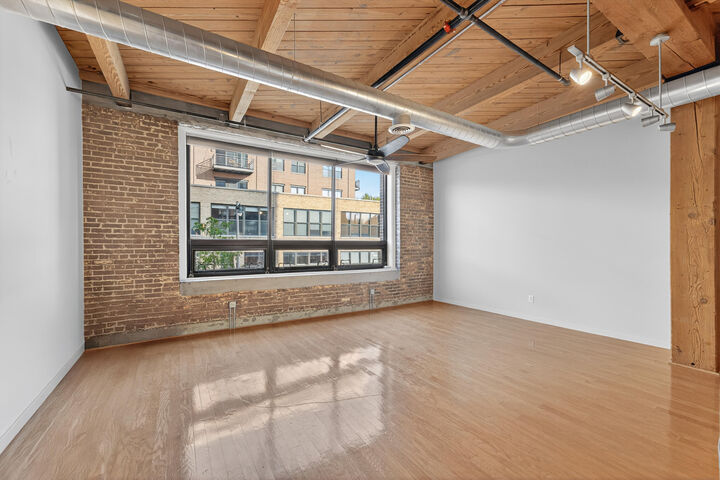 Property Photo: 234 E Reservoir Ave 203 WI 53212
