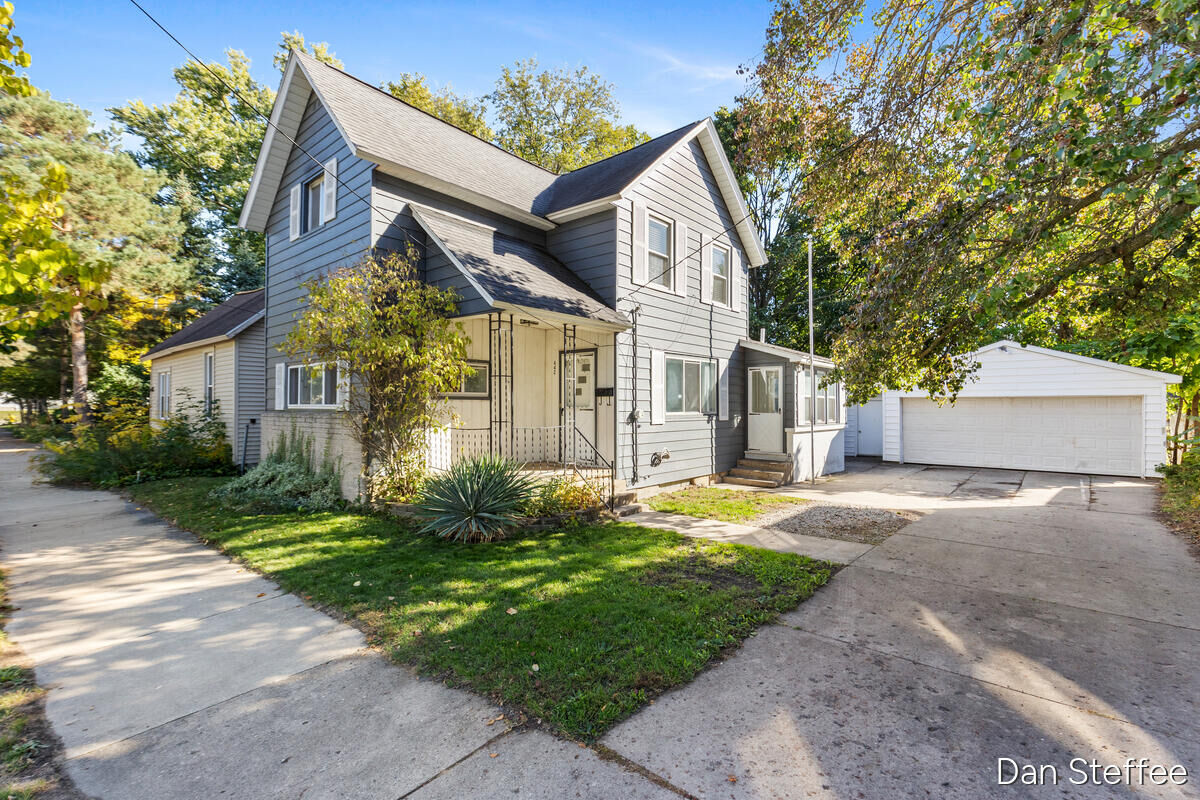 Property Photo: 442 Quimby Street NE MI 49505